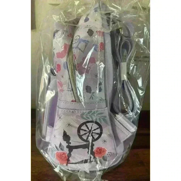 NWT WondaPOP Vegan Leather Disney Mini Backpack Classic Sleeping Beauty Aurora - Picture 3 of 6
